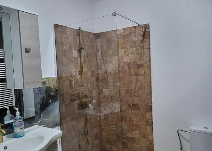 Bistro Centru Vechi 3* クラヨーヴァ