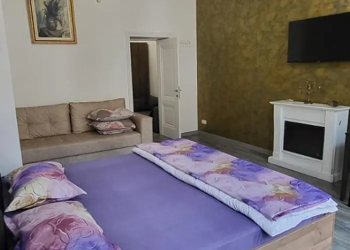 Bistro Centru Vechi 3* クラヨーヴァ